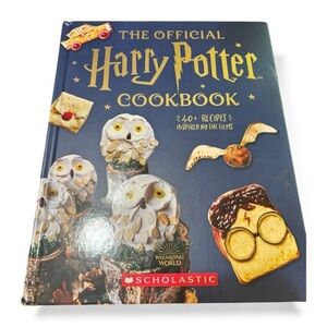 Scholastic Blue and Red Harry Potter Recipe Book